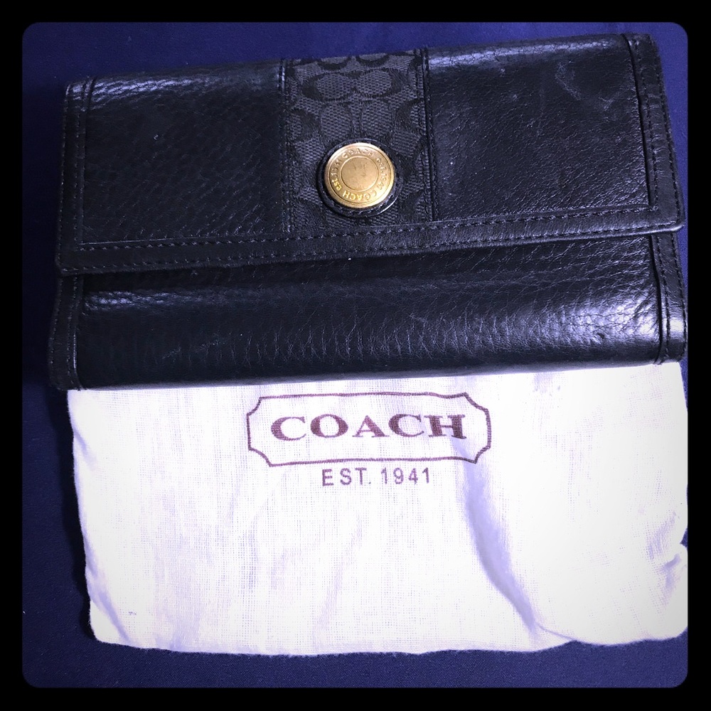 Black Coach Trifold Wallet
